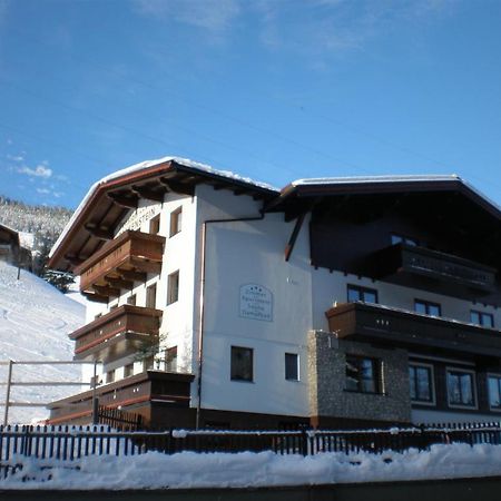 Pension Falkenstein Saalbach-Hinterglemm Exterior foto